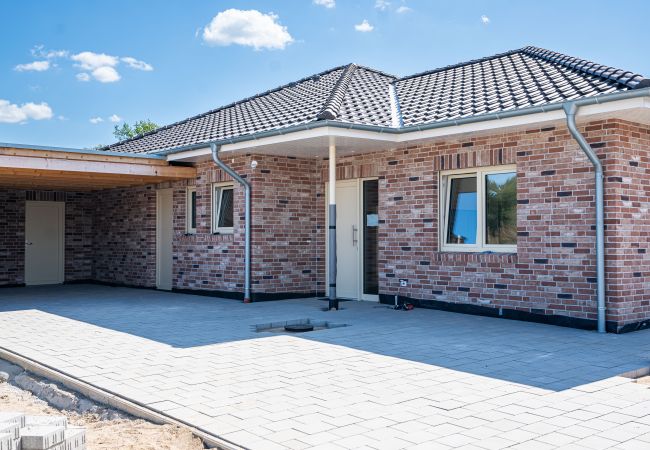 Image - Bungalow